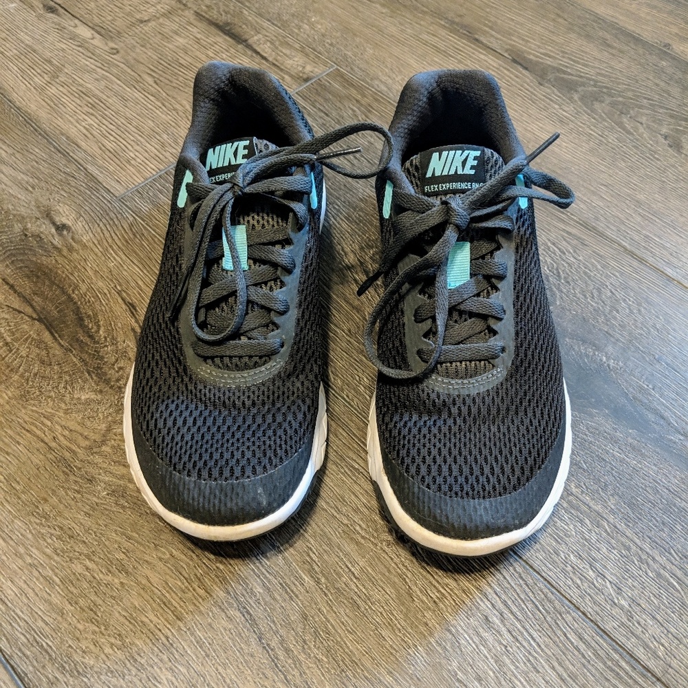 Nike Flex Experience RN 6